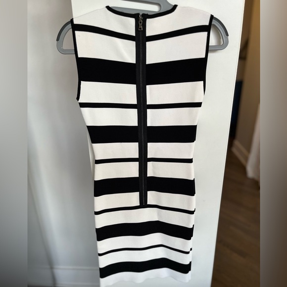 NWOT. Small BCBG maxazria black and white bandage dress. - Picture 4 of 8